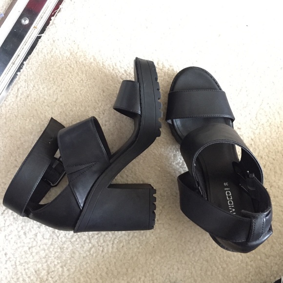 H&M Shoes - Cute shoes