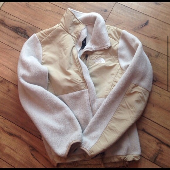 The North Face Jackets & Blazers - North face Denali Tan Fleece Jacket