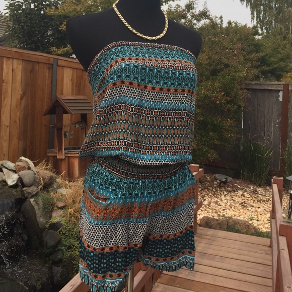 Dresses & Skirts - Cute dress roper small