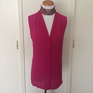 Banana Republic V-Neck Sleeveless Dress Shirt