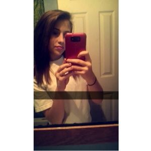 Meet your Posher, Ashlyn