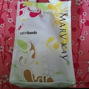 Marykay Satin hands set