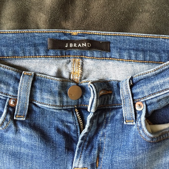 Distressed JBrand skinny jeans - Picture 2 of 4