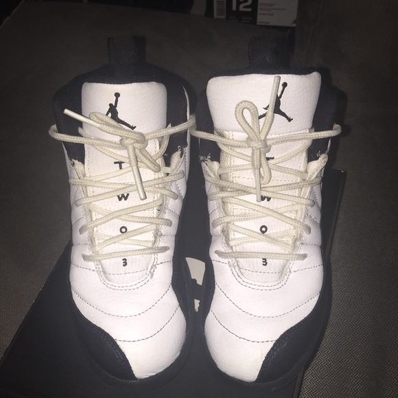 💥SOLD💥Kids Jordan retro 12 "Taxi" 🚖