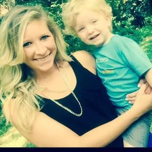 Meet your Posher, Lauren