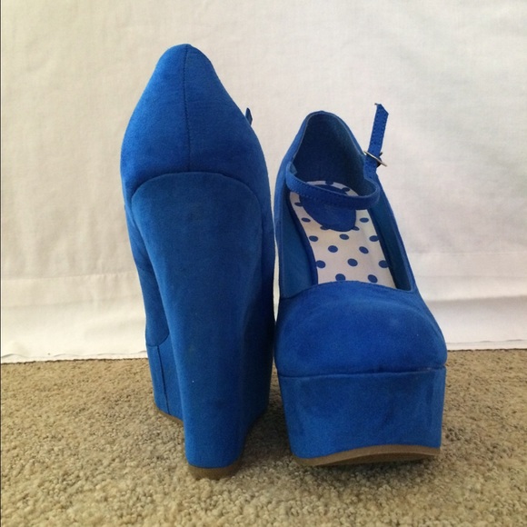Bright blue Wedges!!