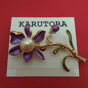 Vintage pin