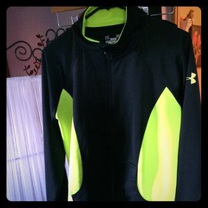 Under armour fitted training set!!