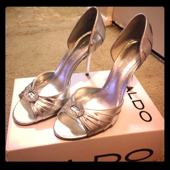 Silver ALDO LAACK heels