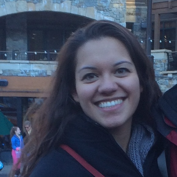Meet your Posher, Emily