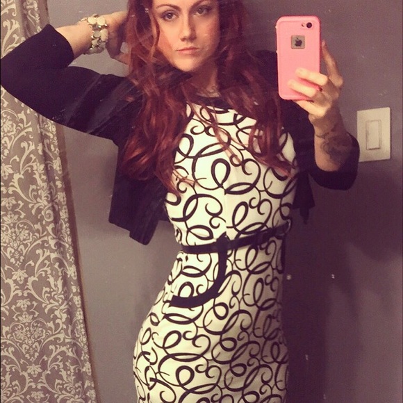 Meet your Posher, Melissa - Picture 2 of 4