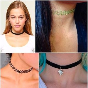 •\\•Bundle of chokers•//•