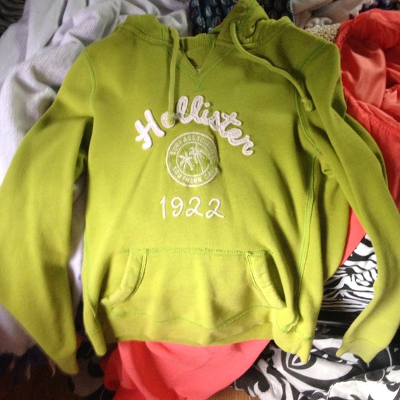 Green sweatshirt