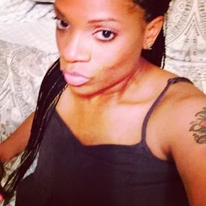 Meet your Posher, Neoma