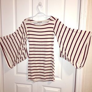 Belled sleeved dress