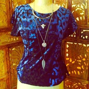 XS Blue burnout velvet blouse