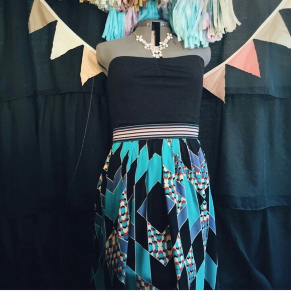 Strapless dress @gladyspr