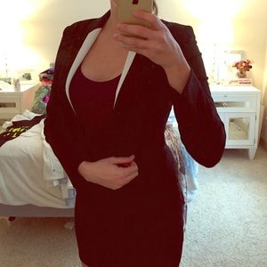 Express black and white fitted blazer