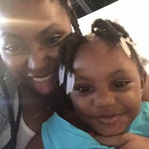 Meet your Posher, Candace