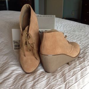 Aldo Tan suede wedge booties