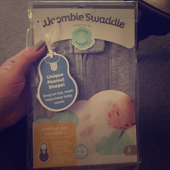 Brand new woombie peanut air swaddle 👶🏽