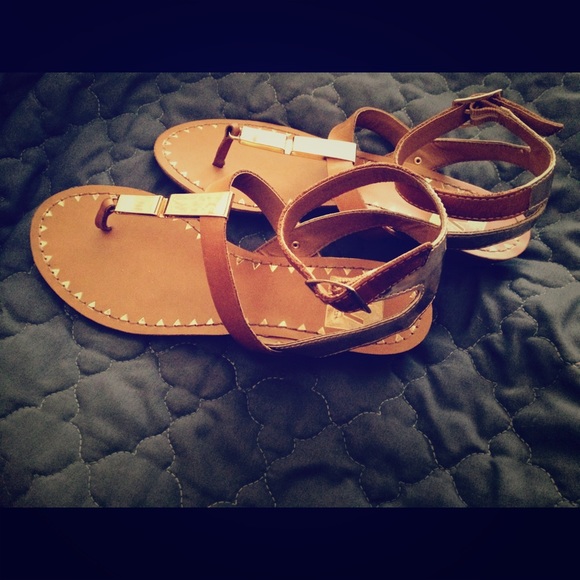Gold Dolce Vita sandals - Picture 1 of 1