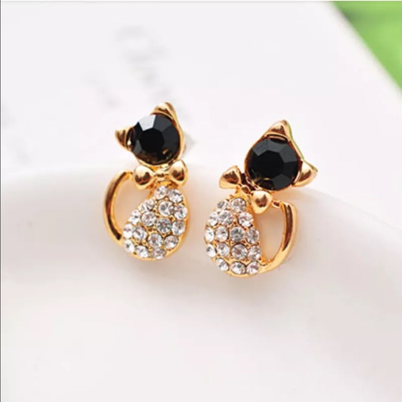 Beautiful kitty Earrings🎀