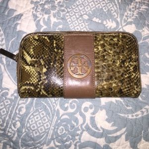 TORY BURCH wallet