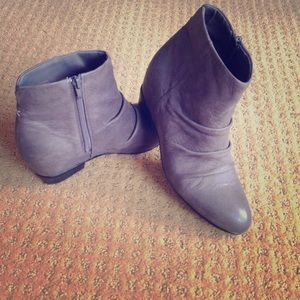 Aldo grey leather wedge ankle boots