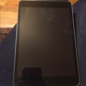 iPad mini 16gigs