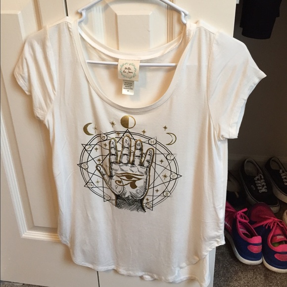Graphic tee