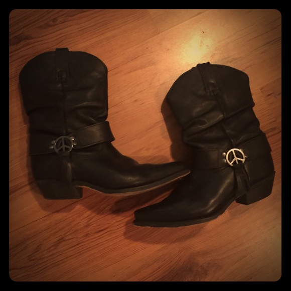 HOLD  WildKatt07 Dingo Biker Western Boots sign 9