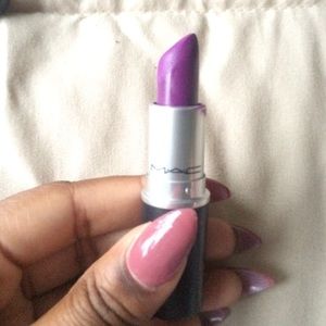 💋 MAC Heroine Lipstick 💋