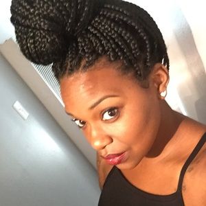 Meet your Posher, April