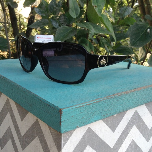 Juicy Couture Accessories - ❌SOLD!❌ Juicy Sunglasses