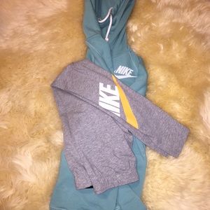 NIKE sweatshirt/ legging combo