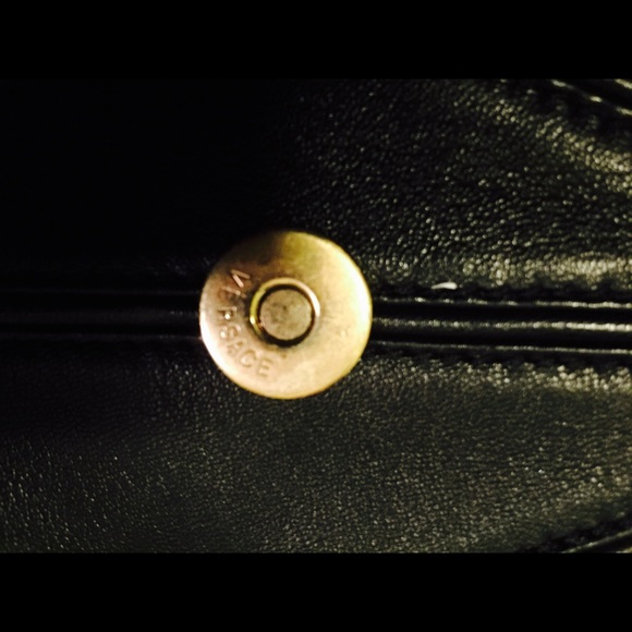 ❌SOLD❌Versace "Kayla" Hobo Bag - Picture 4 of 8