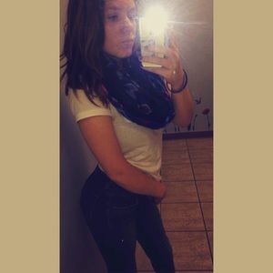 Meet your Posher, Sierra