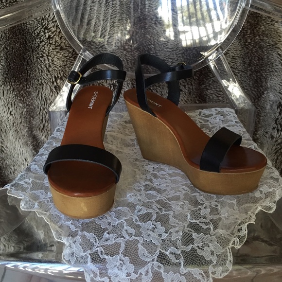Black leather strap wedges