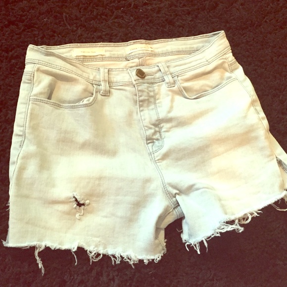 Semi high wasted urban shorts