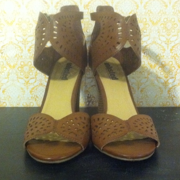 Unlisted brown heeled sandals
