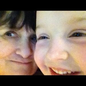 Meet your Posher, Debi