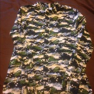 Digicamo button up