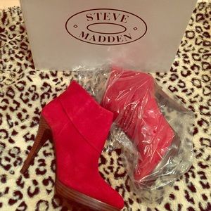 Steve Madden Trisha Red Suede Bootie size 8