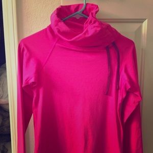 Nike bottle neck running pullover