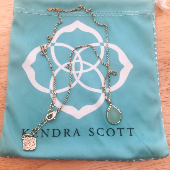 Kendra Scott 'Kiri' Teardrop Pendant Necklace