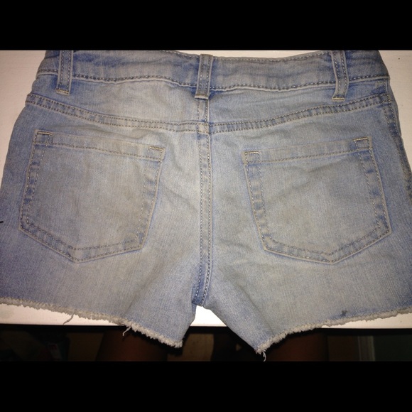 Shorts - Picture 2 of 2