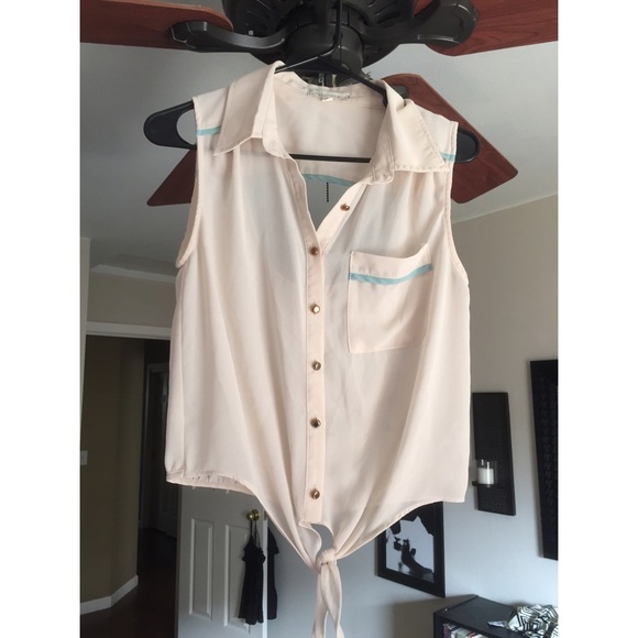 Cream front tie tank w/ open back
