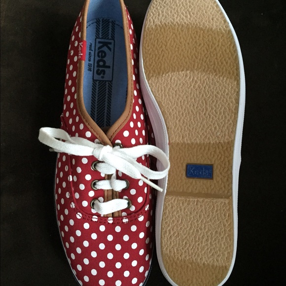 Polka dot sneakers
