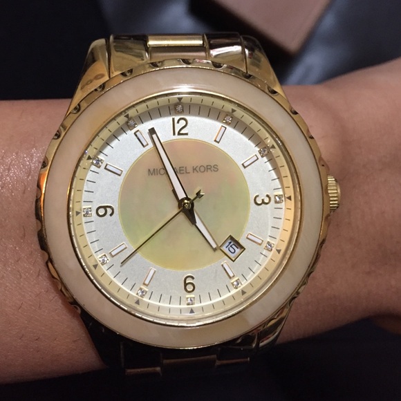 Watch - Picture 4 of 4